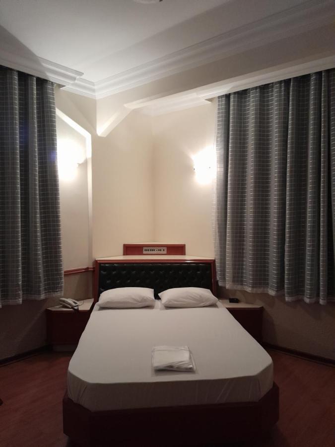 Hotel Paris Sao Paulo Dış mekan fotoğraf